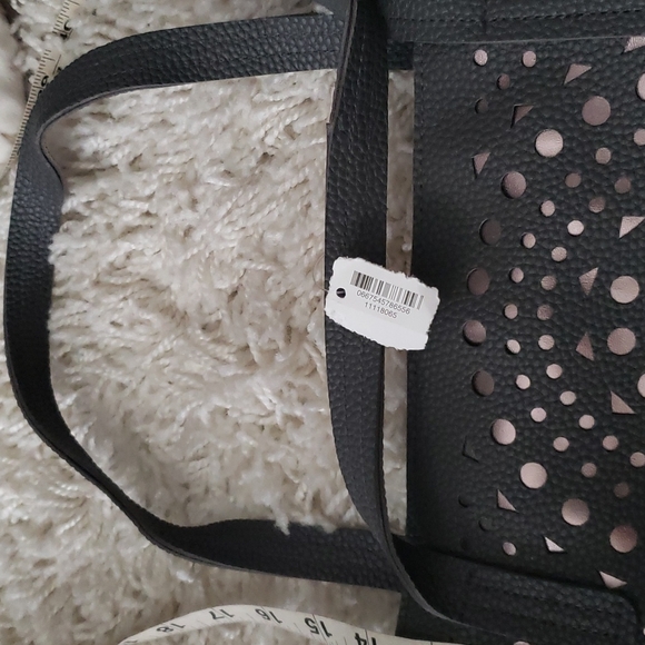 Large tote - Picture 6 of 9